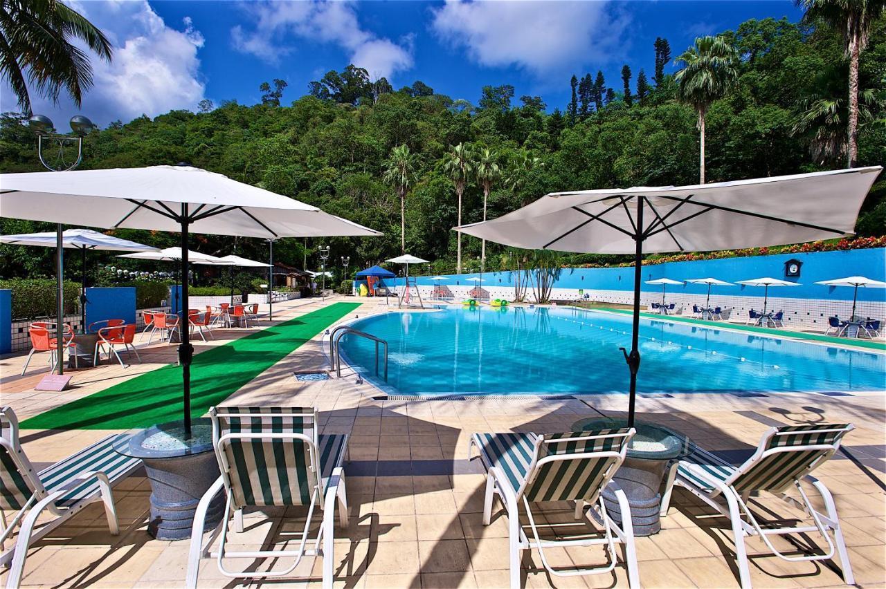 Hotel Royal Chihpin Wenquan Kültér fotó The swimming pool at the resort
